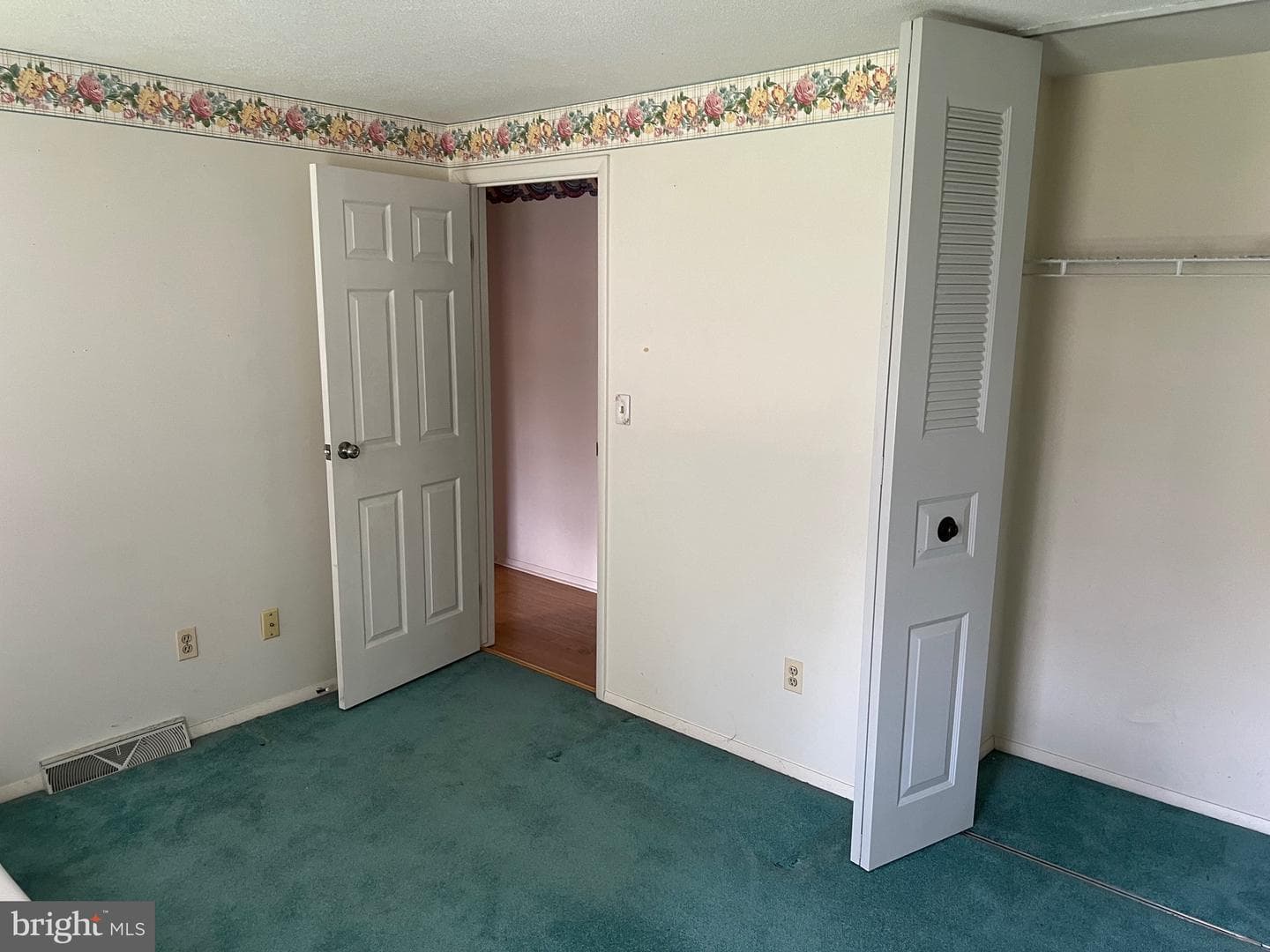 17702 Maniford Road SE photo 46