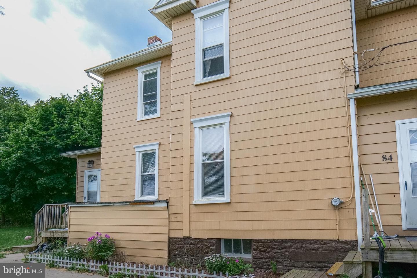 84 Hill Street photo 14