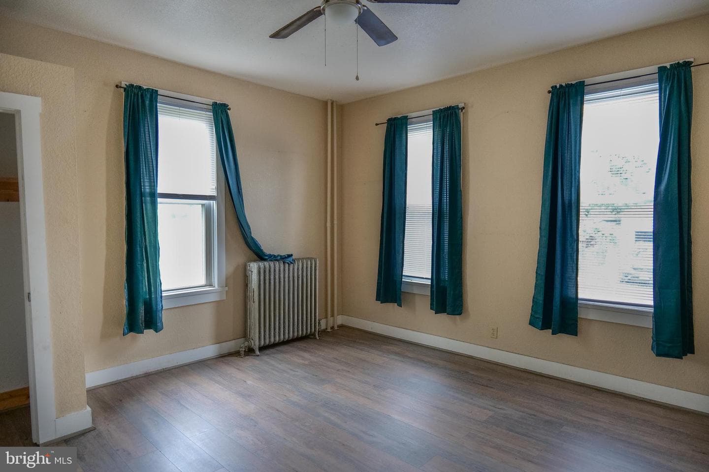 84 Hill Street photo 9