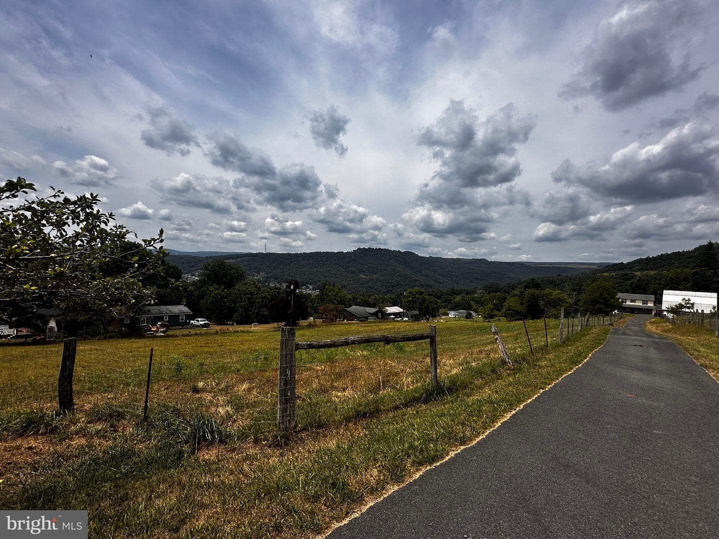 24519 Stoney Run Road SW photo 12