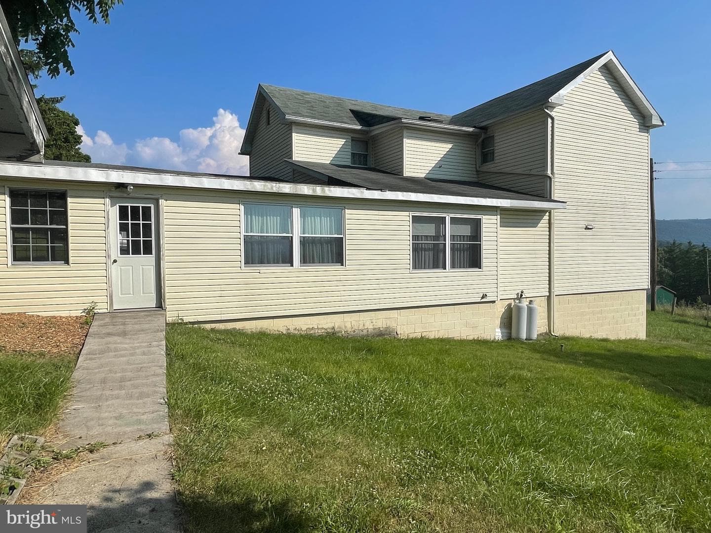 24519 Stoney Run Road SW photo 4