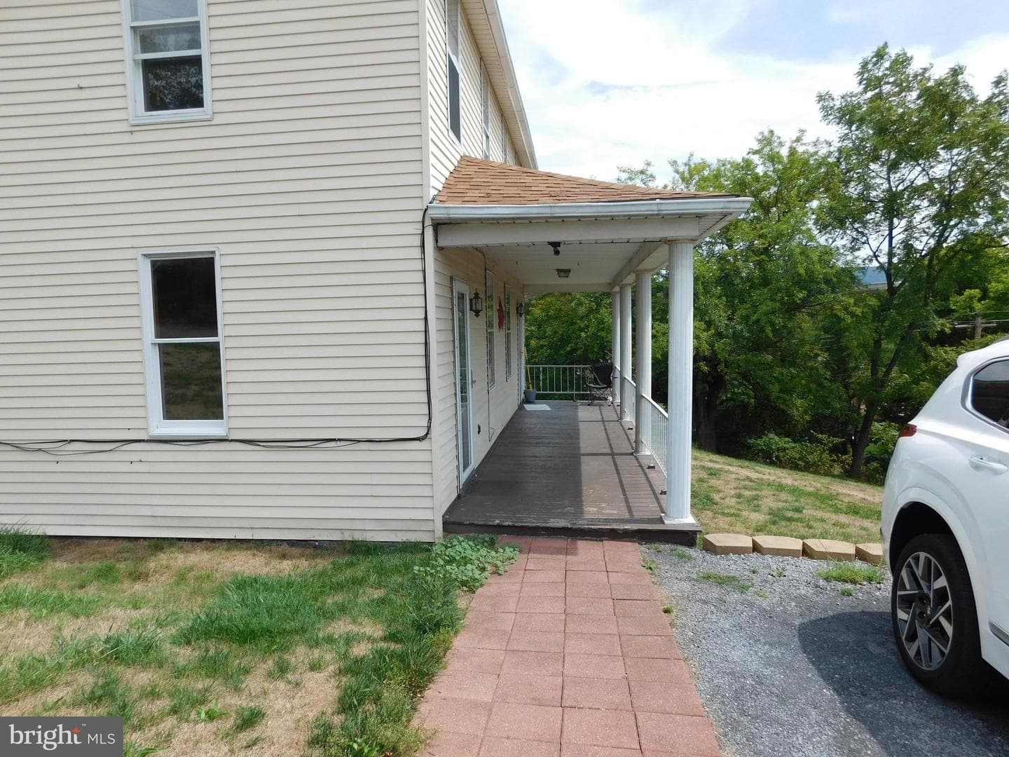 366 Byrd Avenue photo 5