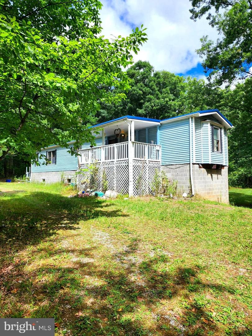 18305 Foxfire Lane SW photo 1