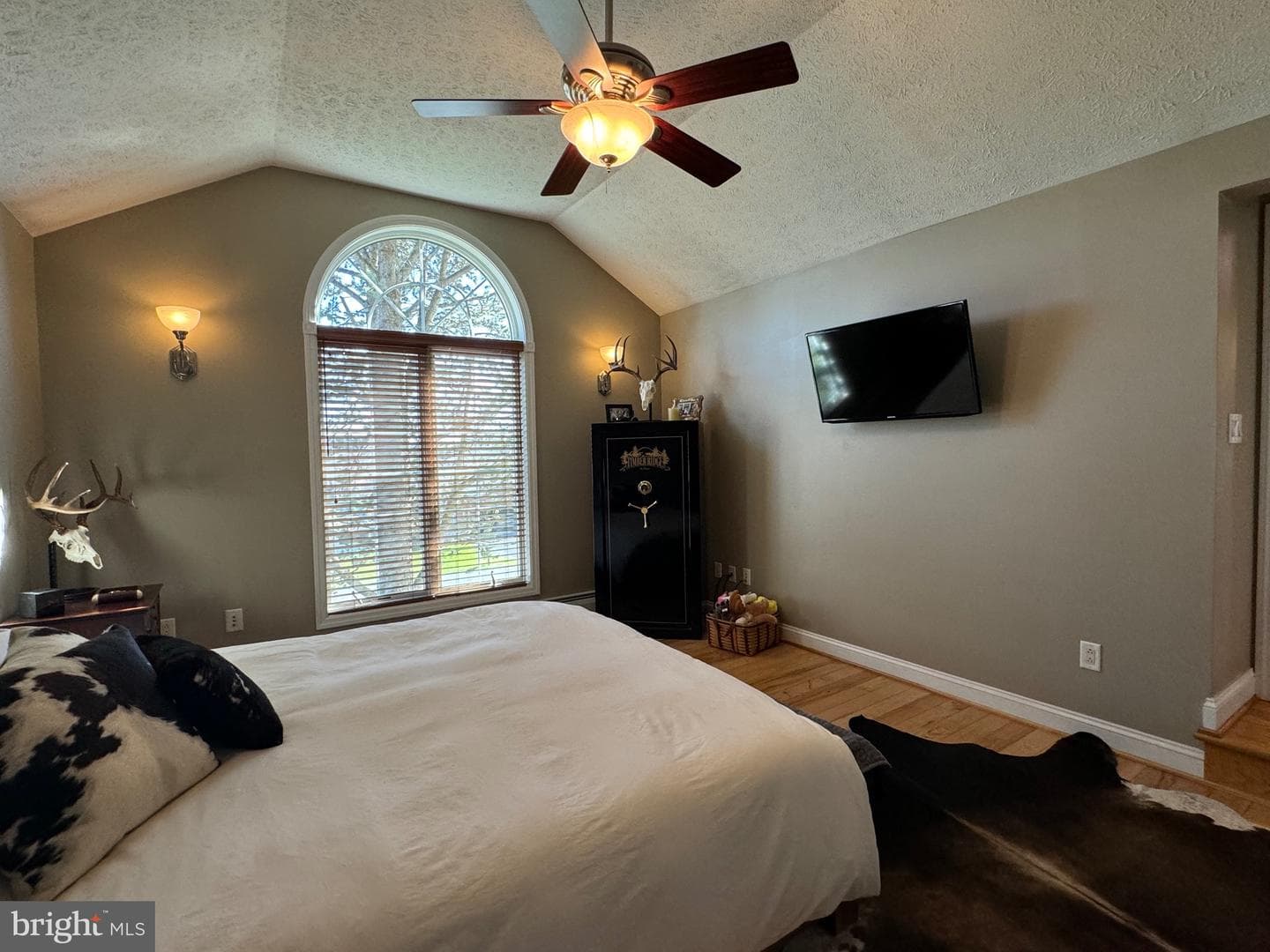 505 Grandview Drive photo 18