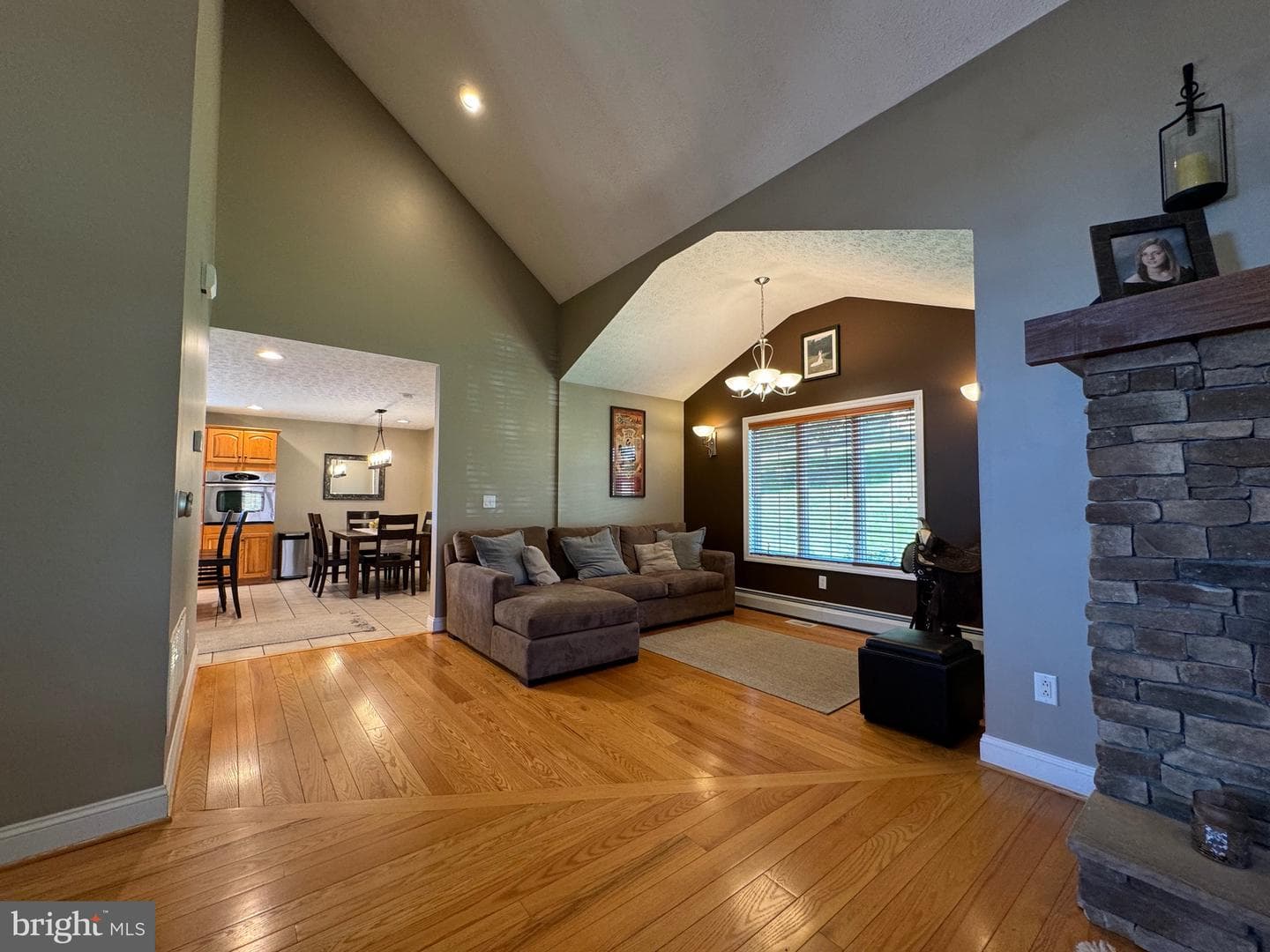 505 Grandview Drive photo 27