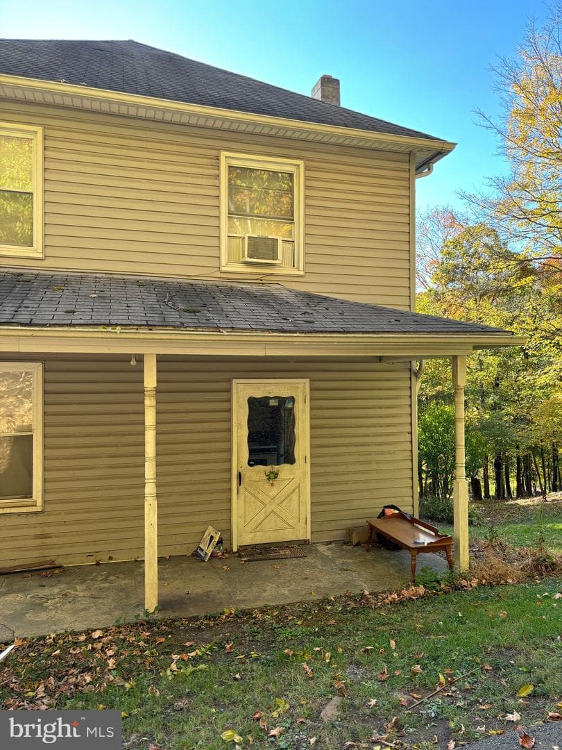 202 Riordon Road photo 2