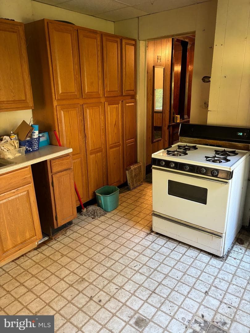 202 Riordon Road photo 6