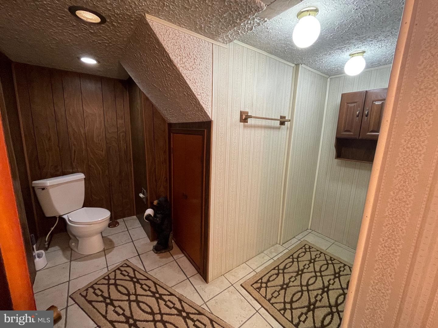 12732 Valley View Avenue photo 38
