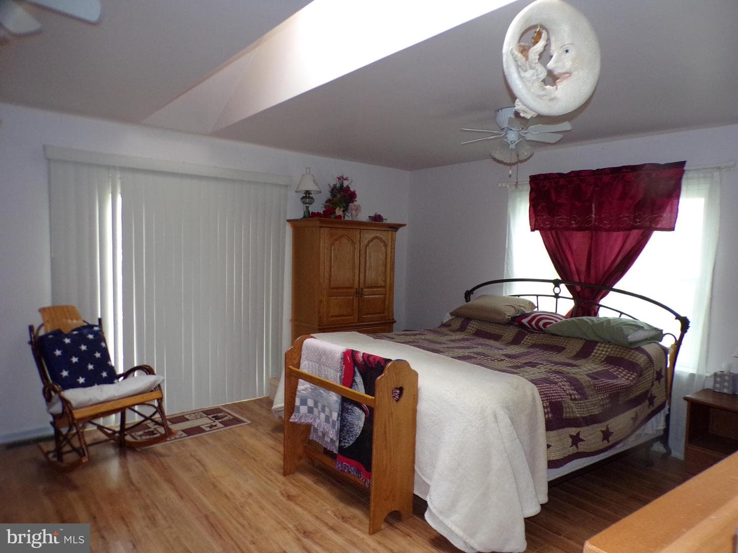 828 National Highway photo 14