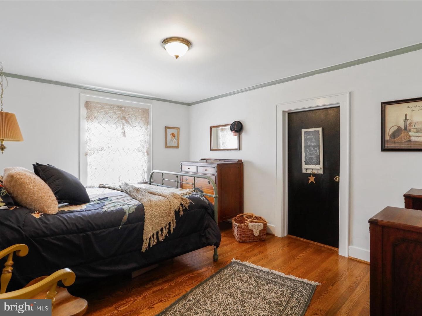 1061 Longwood Avenue photo 17