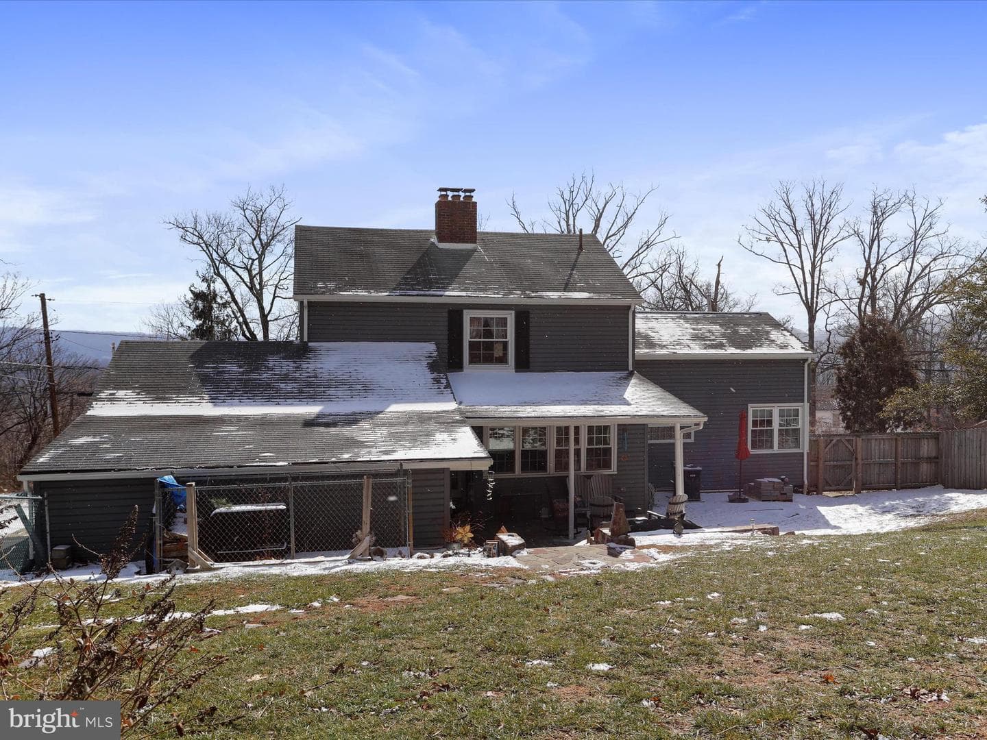 1061 Longwood Avenue photo 35