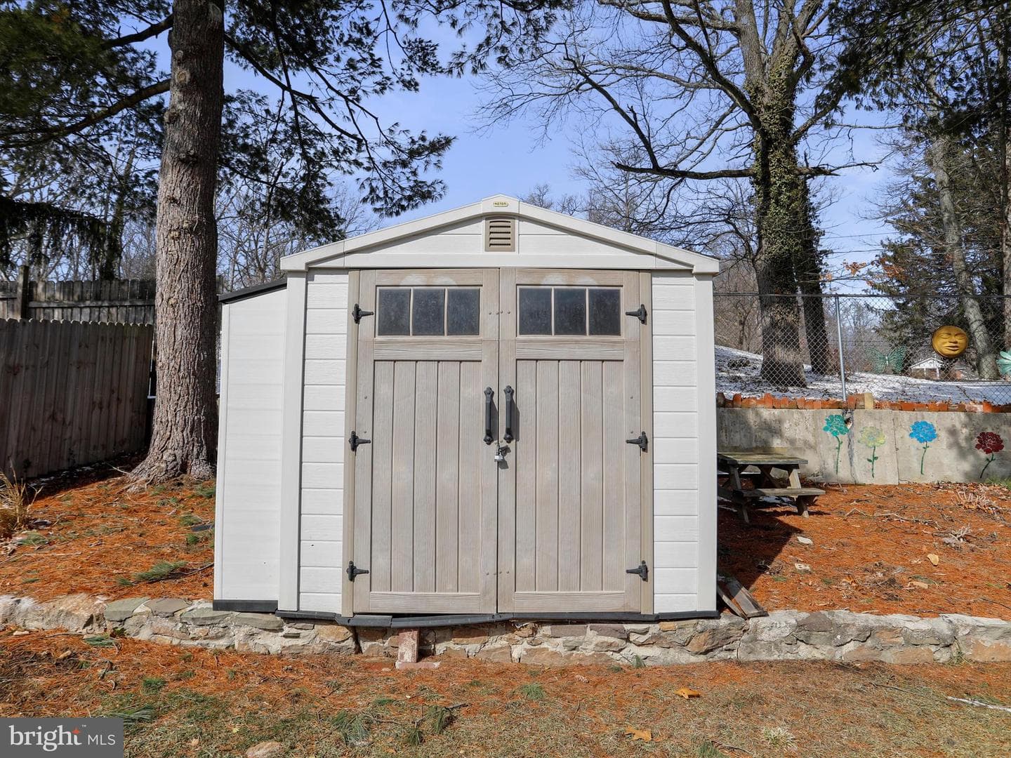 1061 Longwood Avenue photo 38