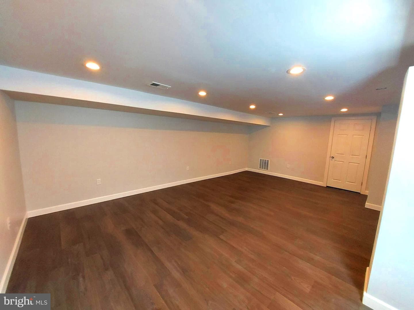 11200 Sunrise Avenue photo 26