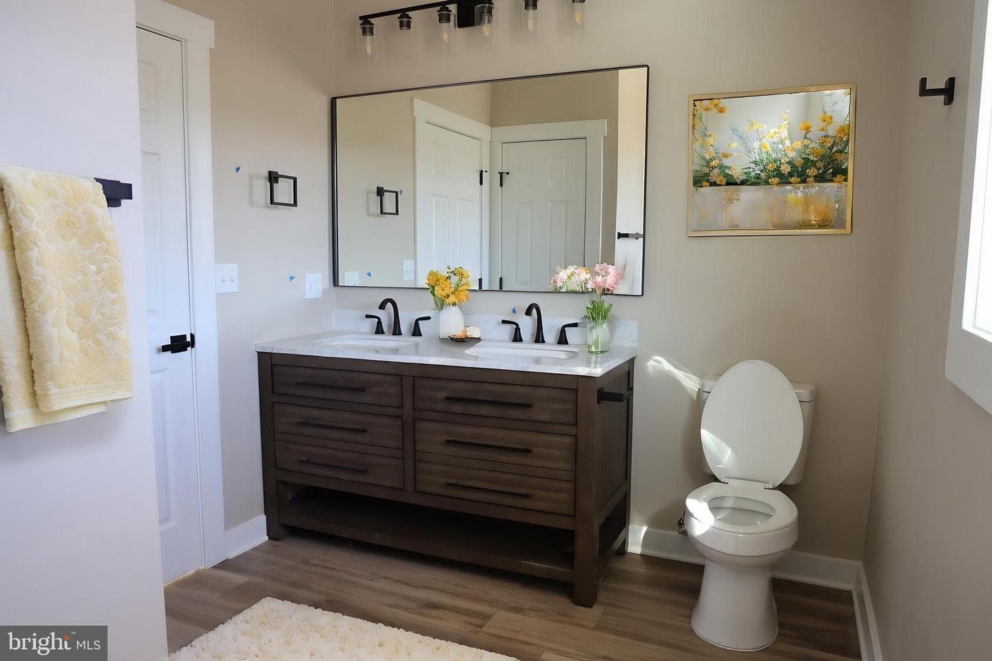 202 Moonlight Drive photo 10