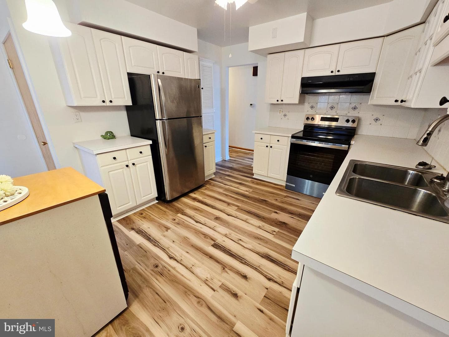 15421 Shamrock photo 17