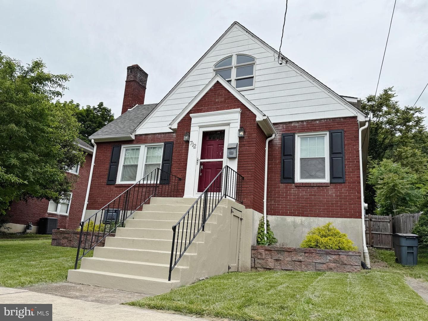 712 Lincoln Street