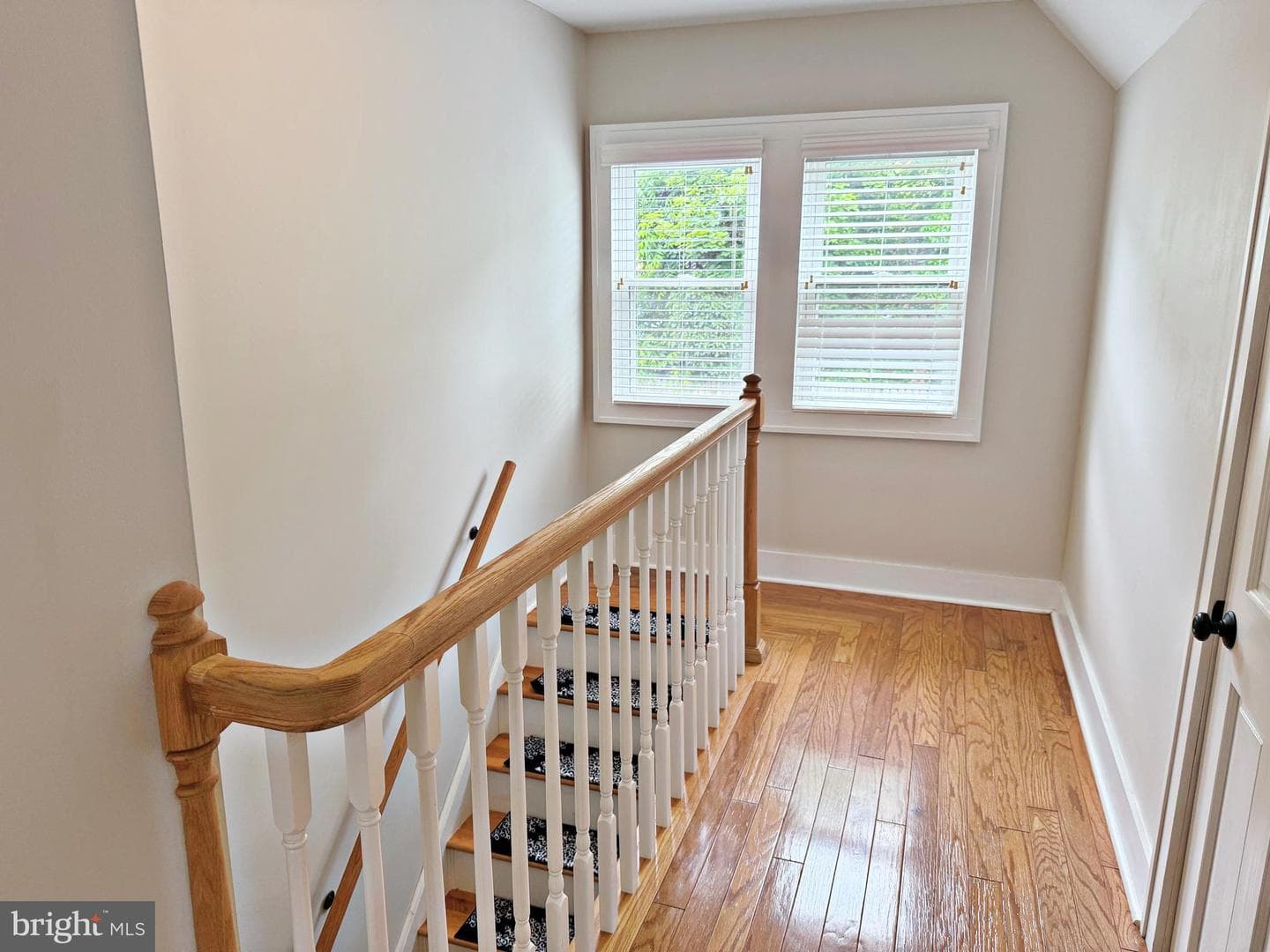 712 Lincoln Street photo 12