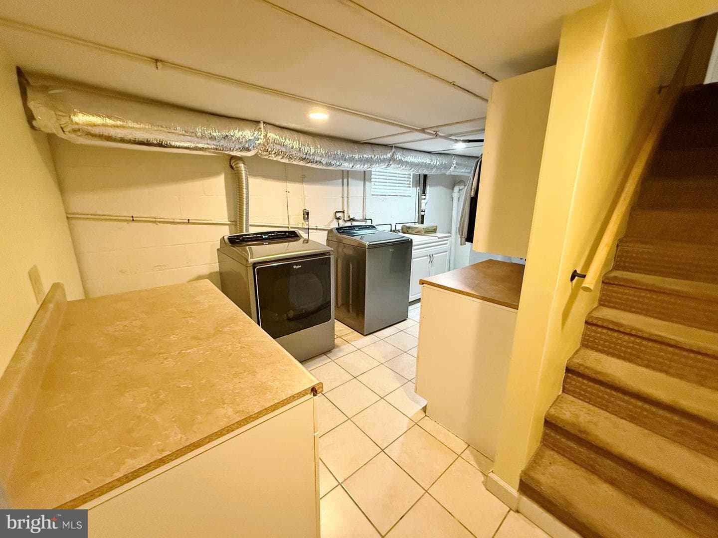 712 Lincoln Street photo 24