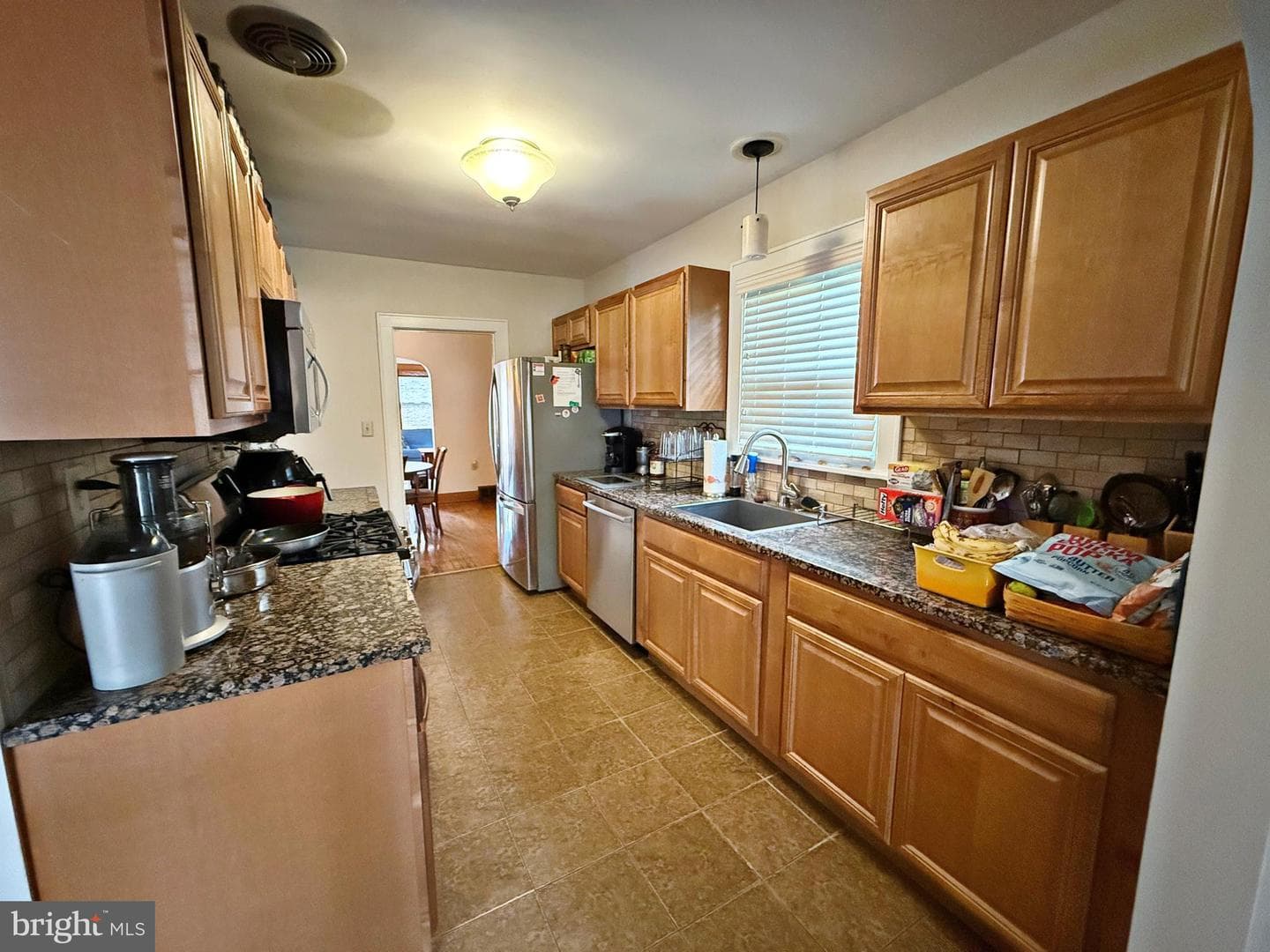 712 Lincoln Street photo 5