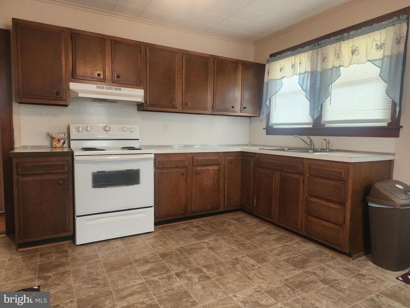 324 Reservoir Avenue photo 16