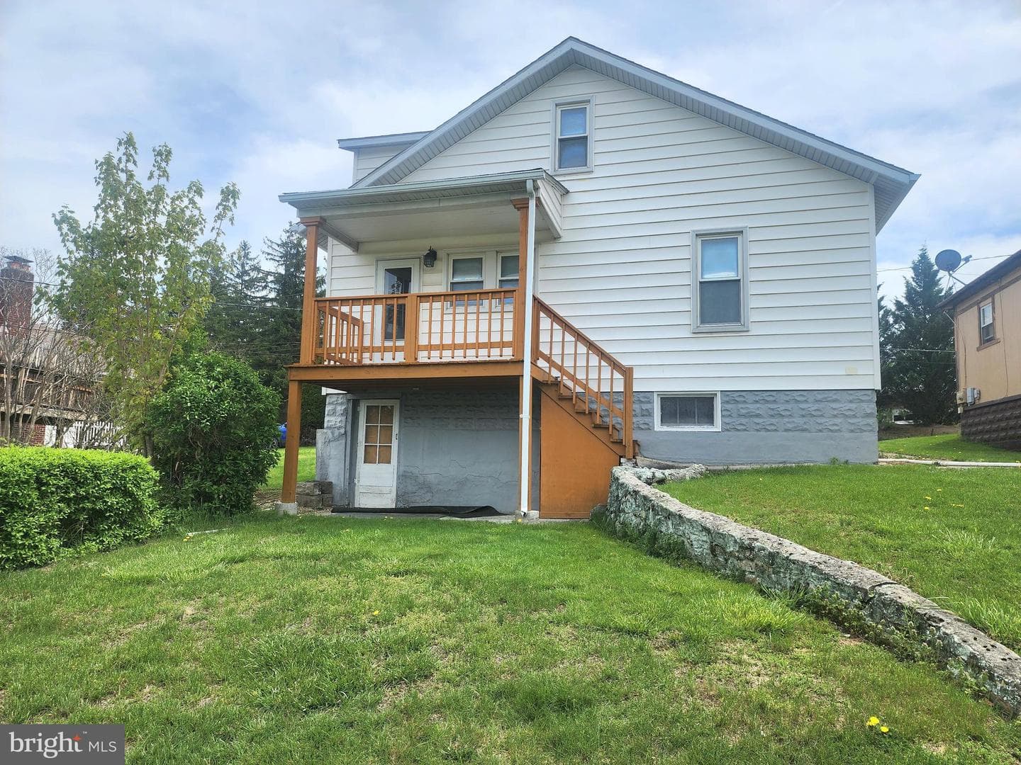 324 Reservoir Avenue photo 5