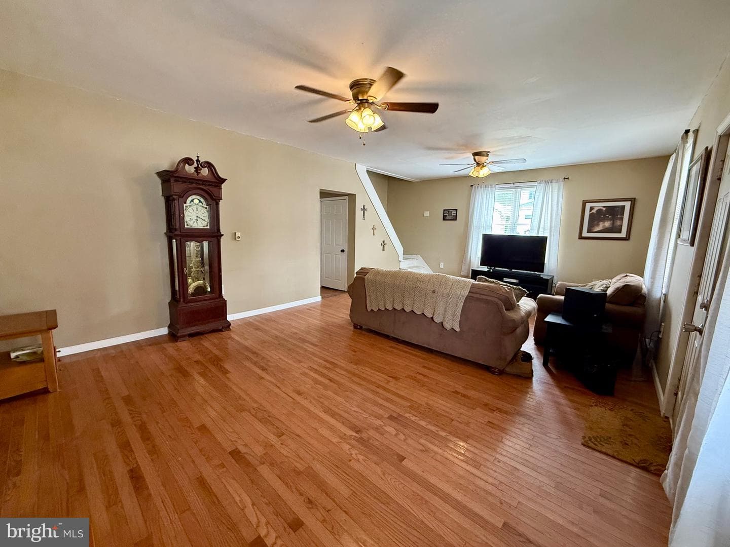 10124 Hummingbird Street photo 3