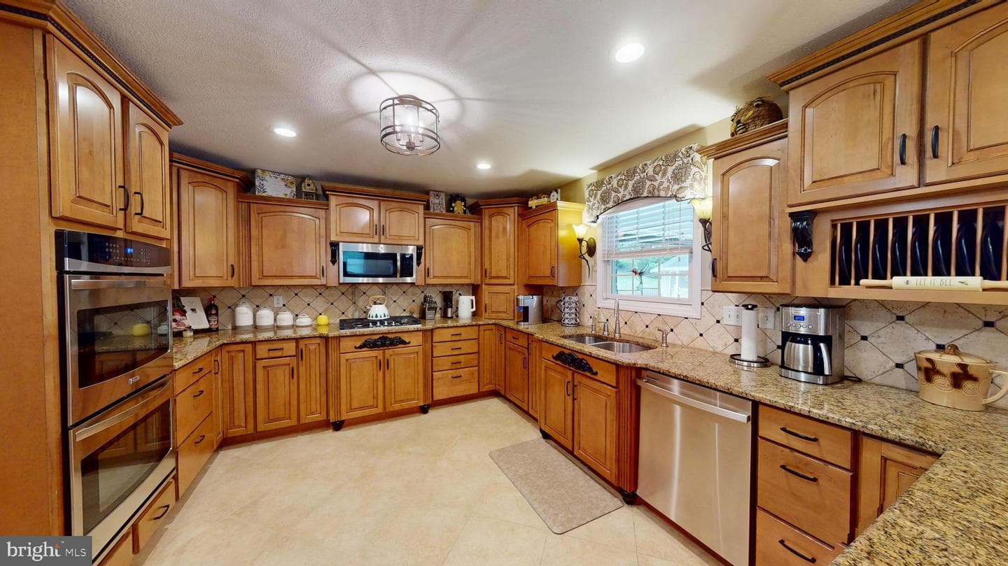 12205 Ash Fleetwood Drive photo 25