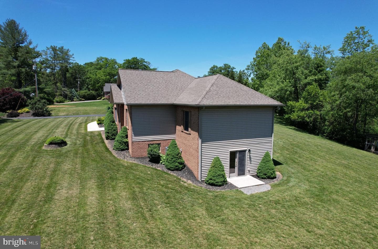 10316 Christie Road NE photo 4