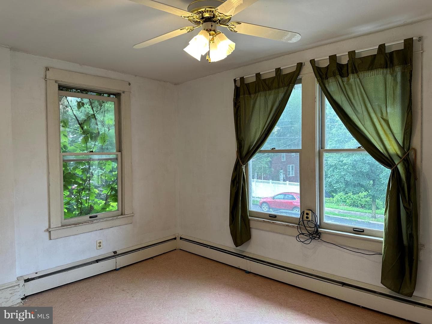 638 Washington Street photo 13