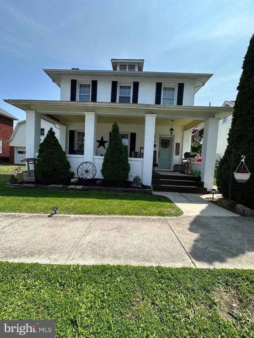 512 Avirett Avenue photo 1