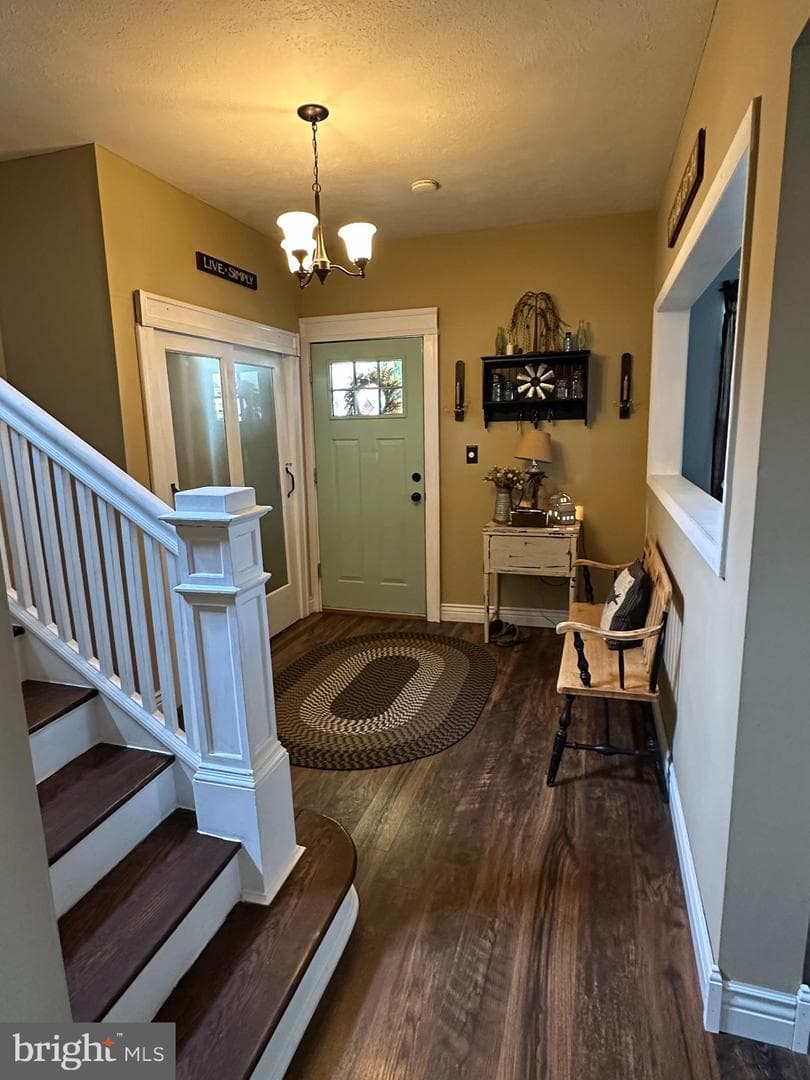 512 Avirett Avenue photo 4