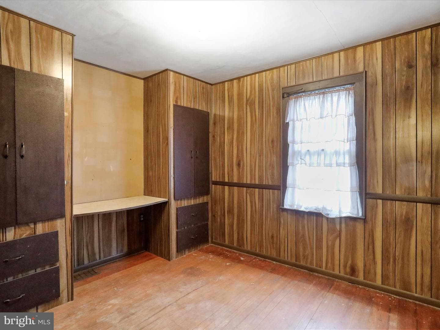 1612 Bedford Street photo 15