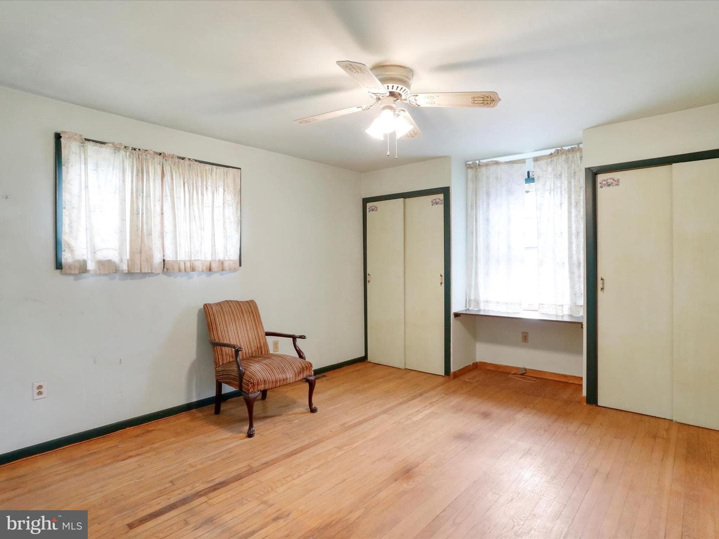 1612 Bedford Street photo 20