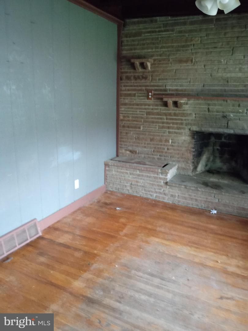 12610 Bowling Street photo 9