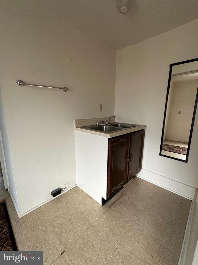 73 Hill Street photo 26