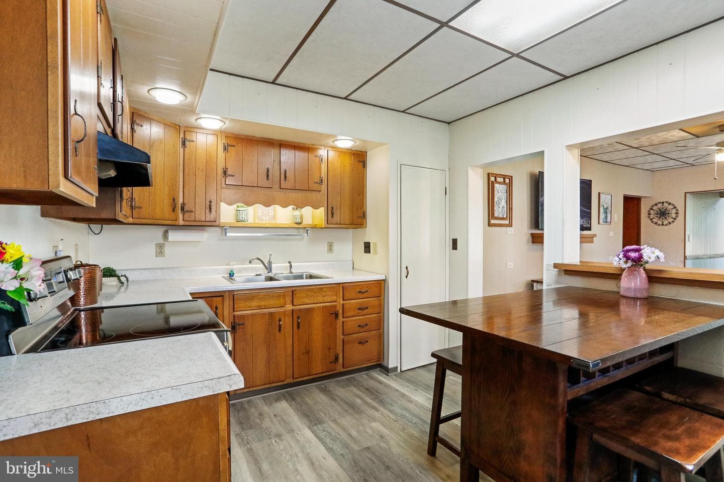 114 Grand Avenue photo 10