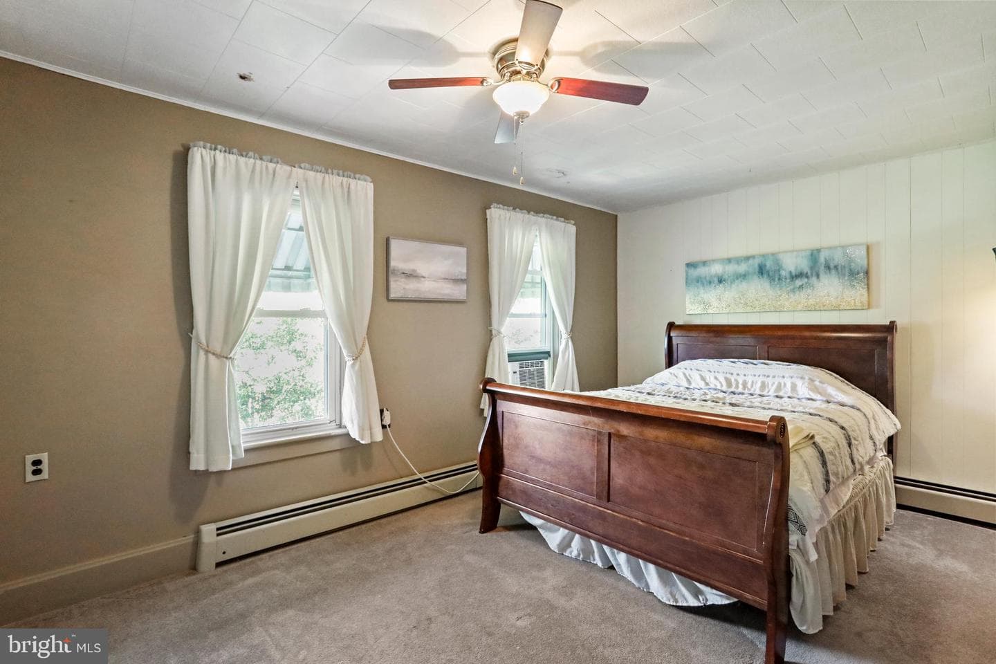 114 Grand Avenue photo 23