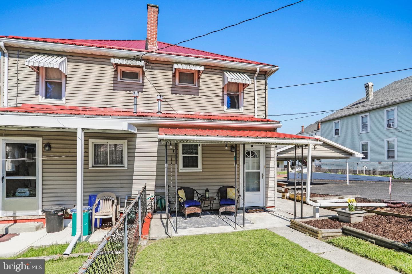 114 Grand Avenue photo 31