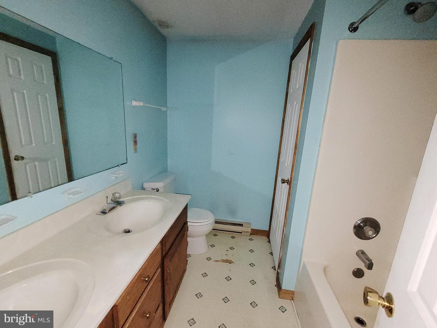 413 Braddock Street photo 22