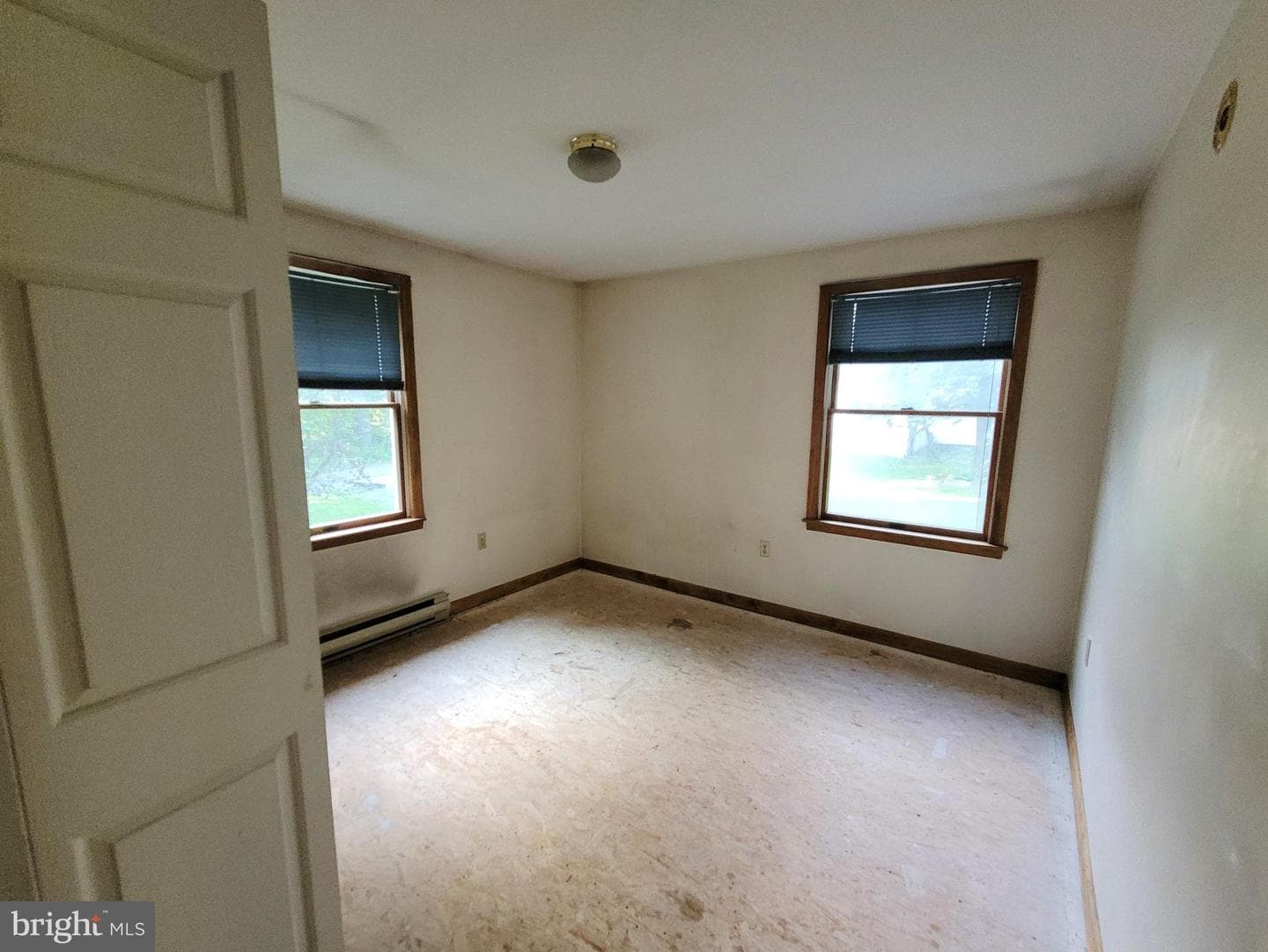 413 Braddock Street photo 24