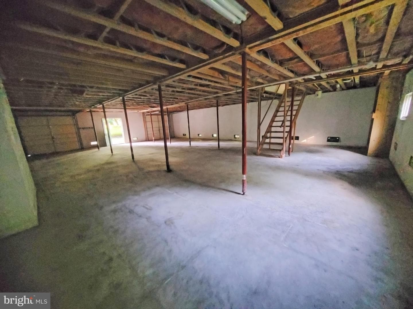413 Braddock Street photo 31