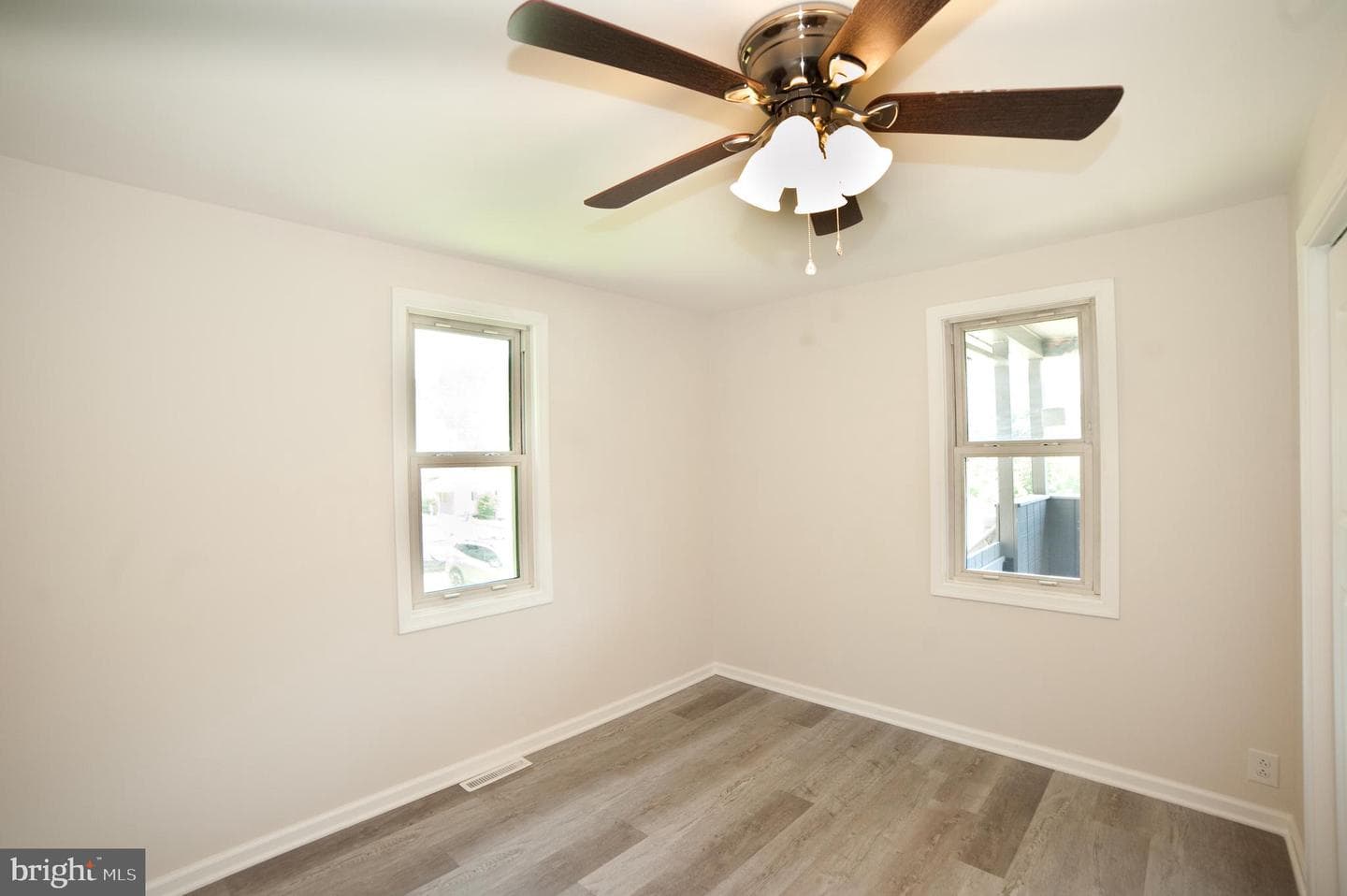 11313 Morningside Drive NE photo 14