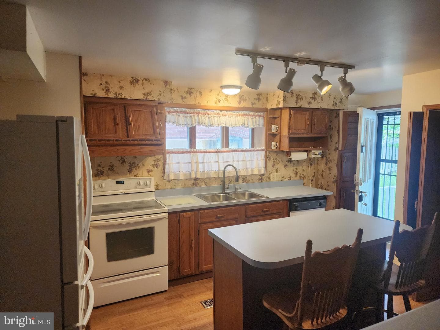 520 Cumberland Street photo 19