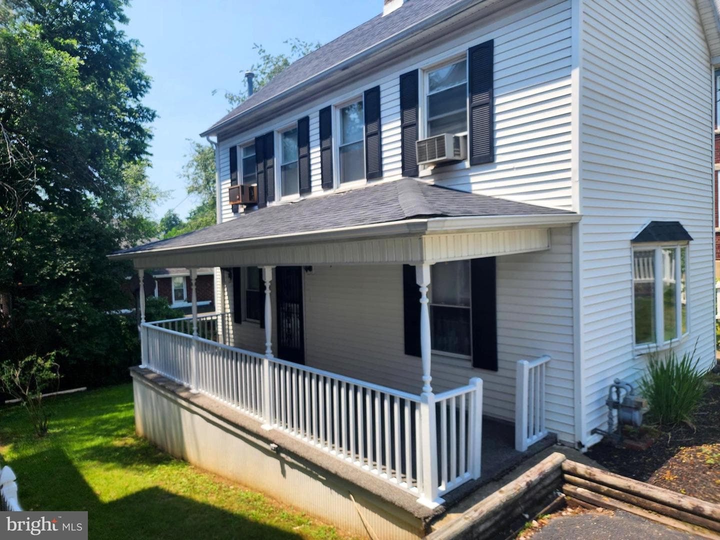 520 Cumberland Street photo 2