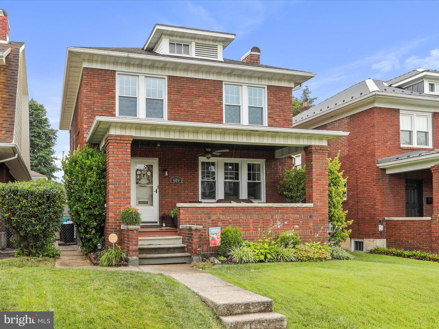 609 Kent Avenue photo 28
