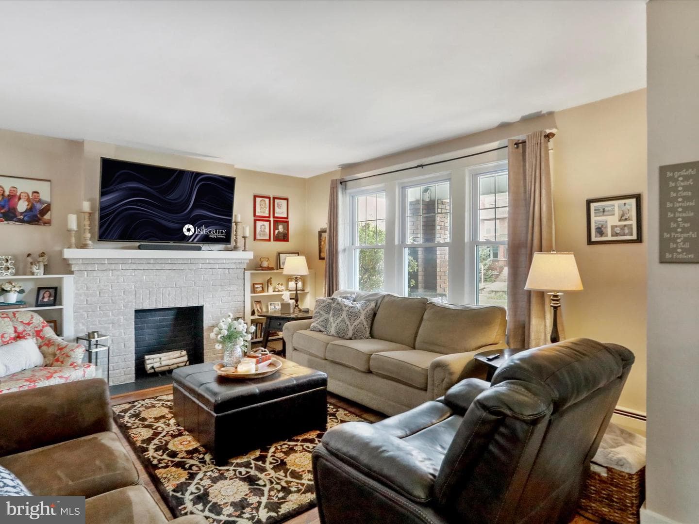 609 Kent Avenue photo 4