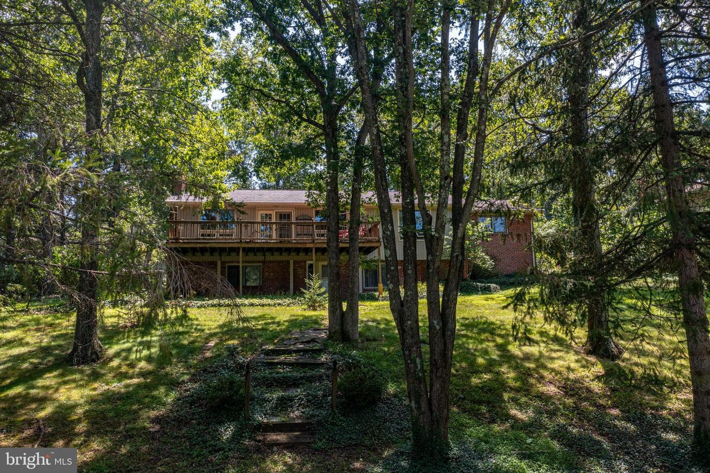 23 Sunset Drive photo 2