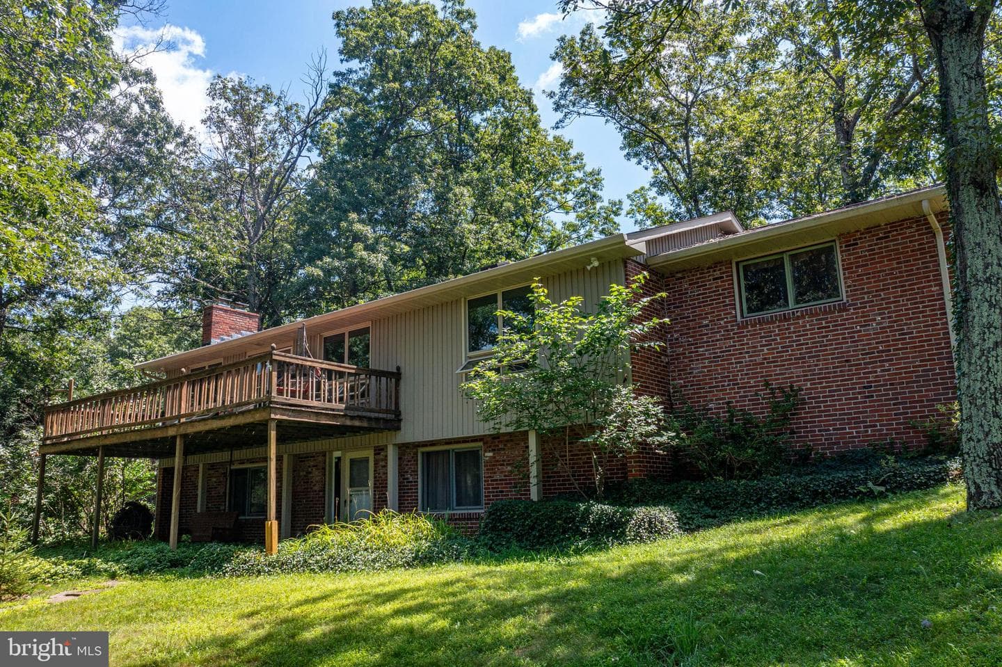 23 Sunset Drive photo 3