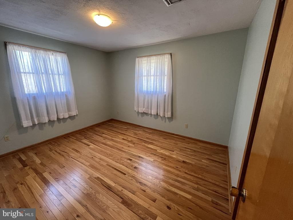 1064 Pine Street photo 10
