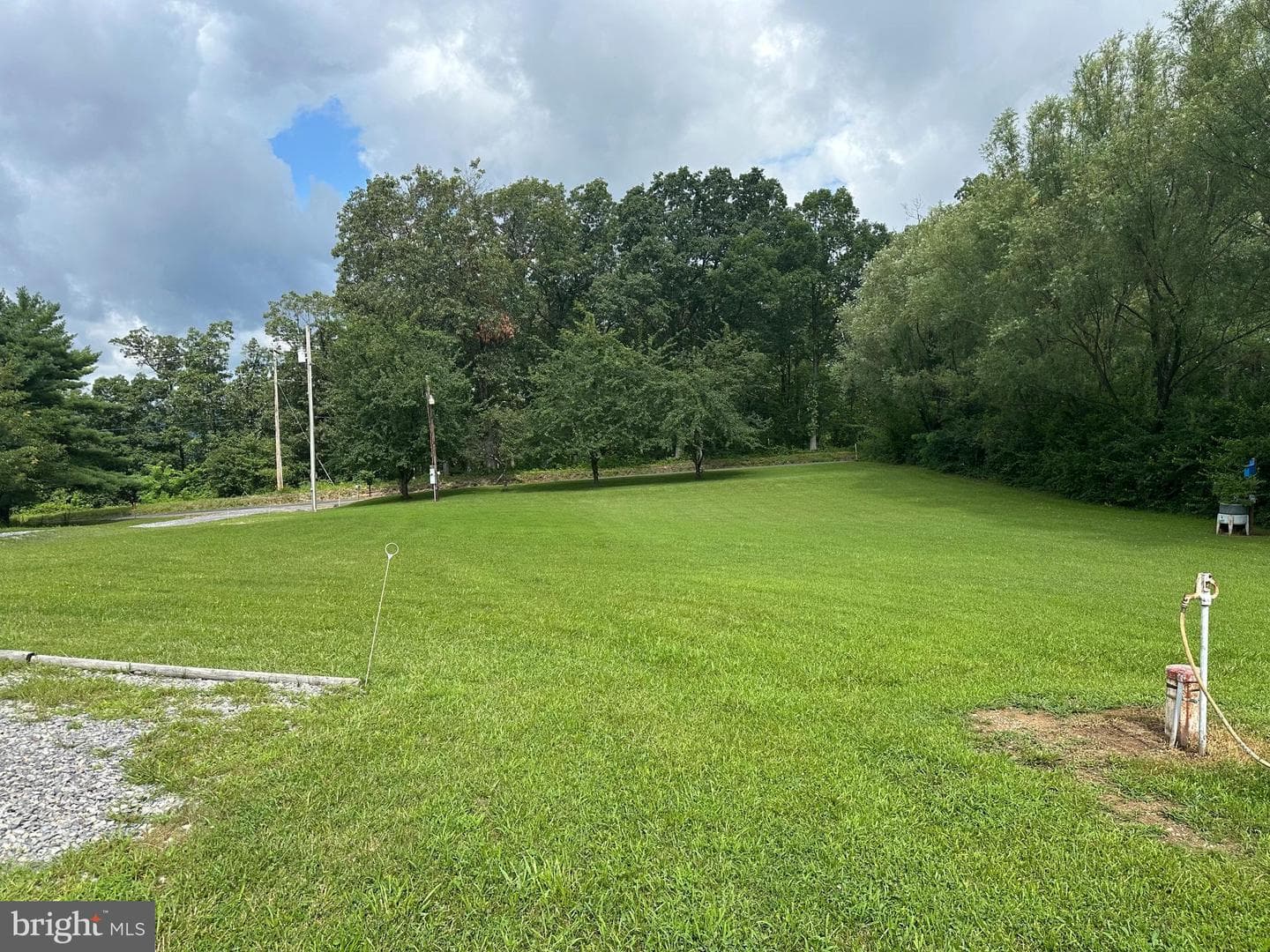 11214 Mv Smith Road NE photo 2